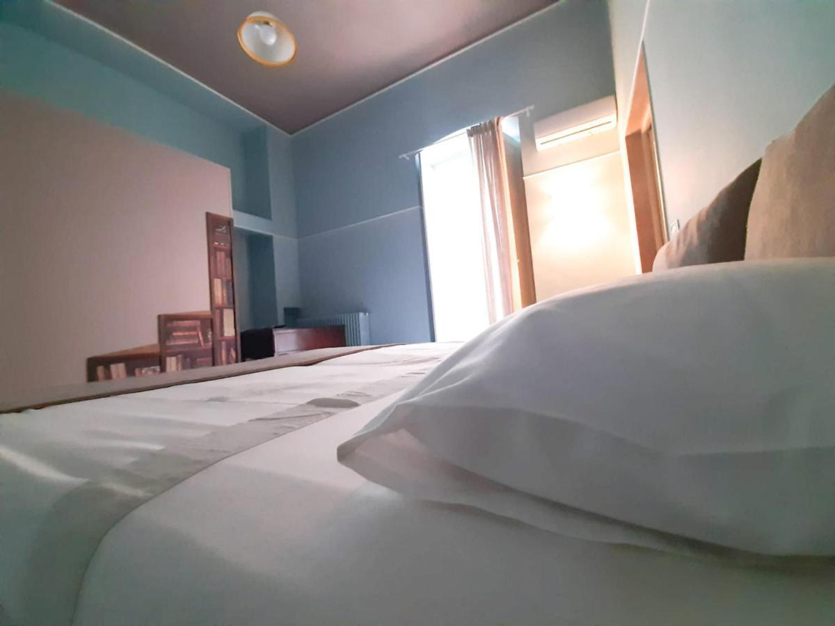 Palazzo Romanelli B&B ตรานิ ภายนอก รูปภาพ